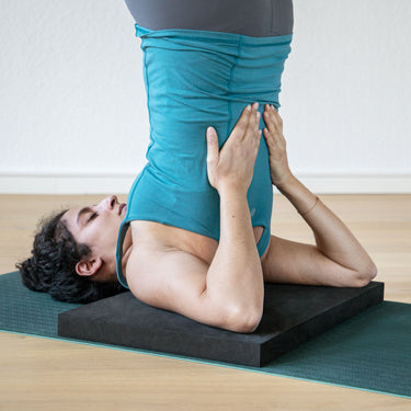 Yoga block XL for shoulder stand – relieves neck strain (60 x 40 x 4 cm)